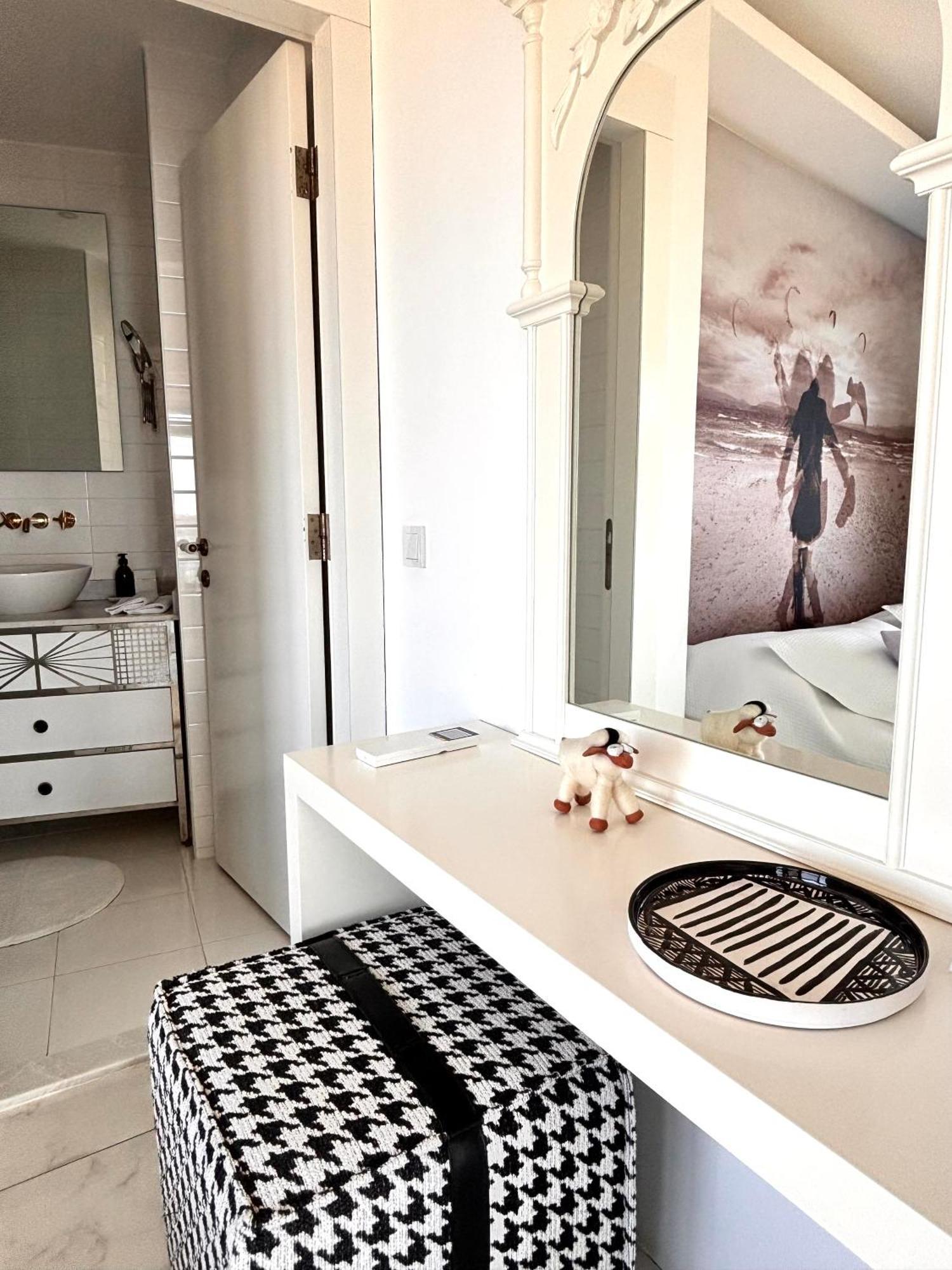 Sato Design Hotel (Adults Only) เซสเม ห้อง รูปภาพ